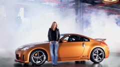 Woman smoke cars wheels models Nissan Fairlady Z33 350Z