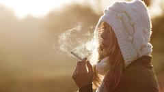 Woman smoke Cigarettes blondes