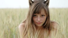 Woman spice and wolf