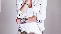 Woman spring cleaning blondes models Camille Rowe