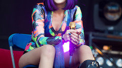 Woman stage microphones jessie j singers purple hair