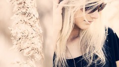 Woman sunglasses blondes