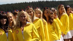Woman sunglasses blondes brunettes formula one Grid Girls