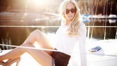 Woman sunglasses blondes sunlight Taylor McCutchan