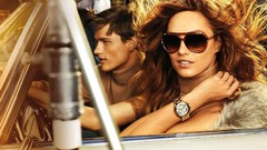 Woman sunglasses brunettes