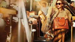 Woman sunglasses brunettes