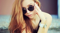 Woman sunglasses brunettes models