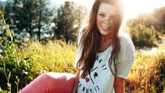 Woman sunlight brunettes portraits Taylor McCutchan