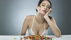 Woman Sweets brunettes