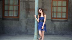 Woman Taiwan lonely asians brunettes Mikako Zhang Kaijie