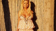 Woman Tara Reid Actress models