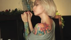 Woman tattoos