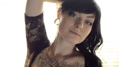 Woman tattoos piercings ceres channel
