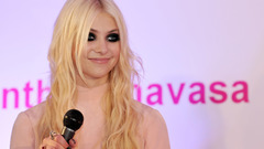 Woman taylor momsen