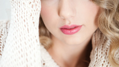 Woman taylor swift