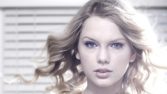 Woman taylor swift