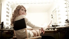 Woman taylor swift Celebrity