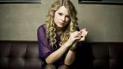Woman taylor swift Celebrity