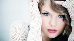 Woman taylor swift Celebrity