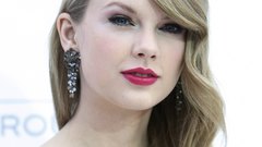 Woman taylor swift Celebrity