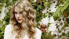 Woman taylor swift Celebrity