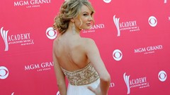 Woman taylor swift singers