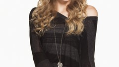 Woman taylor swift singers