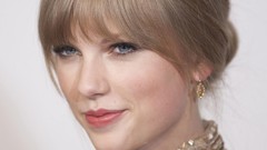 Woman taylor swift singers