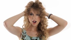 Woman taylor swift singers
