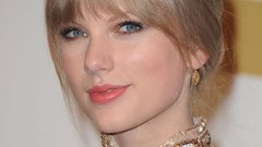 Woman taylor swift singers