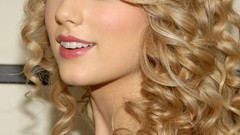 Woman taylor swift singers