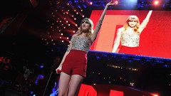 Woman taylor swift singers