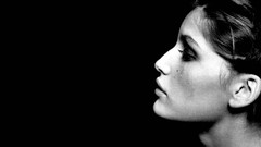 Woman tears Laetitia Casta Actress lipstick eye shadow green 