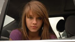 Woman teen April girls-mag.de