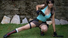 Woman tomb raider lara croft cosplay