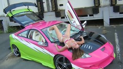 Woman tuning cars