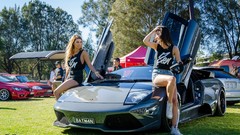 Woman tuning cars Lambo models