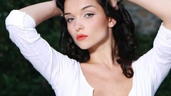 Woman ukrainian Katie Fey Eyefinity