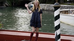 Woman venice Actress blondes elle fanning