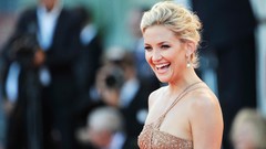 Woman venice Actress blondes laughing red carpet kate hudson