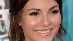 Woman victoria justice