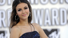 Woman victoria justice