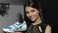 Woman victoria justice