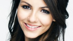 Woman victoria justice
