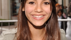 Woman victoria justice