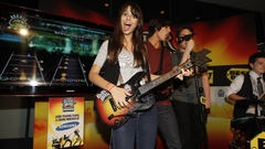 Woman victoria justice