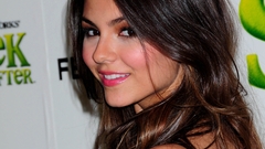 Woman victoria justice