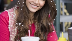 Woman victoria justice