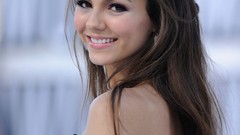 Woman victoria justice