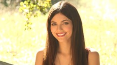 Woman victoria justice